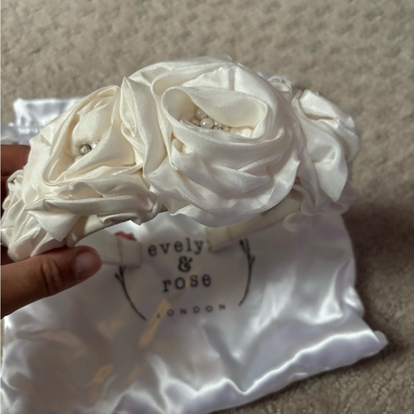 Bridal hairband - Picture 4 of 5